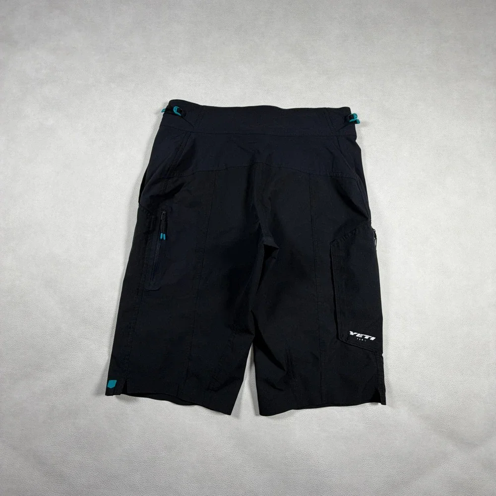 Yeti Turq Mens Mountain Bike Shorts Black Size Medium MTB Cycling Trail Biking‎